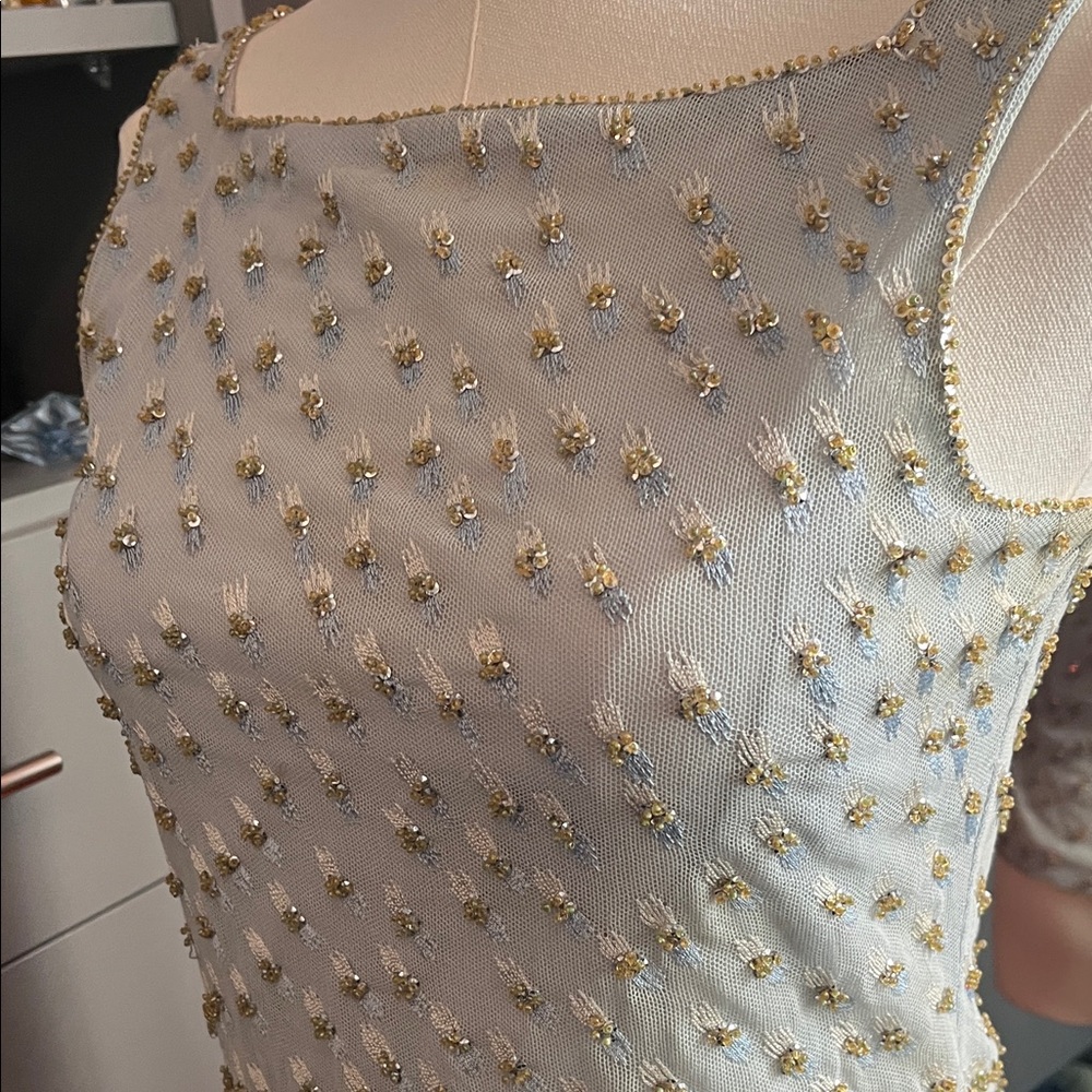 Vintage Oscar de la Renta Chic baby blue beaded top - Picture 6 of 7